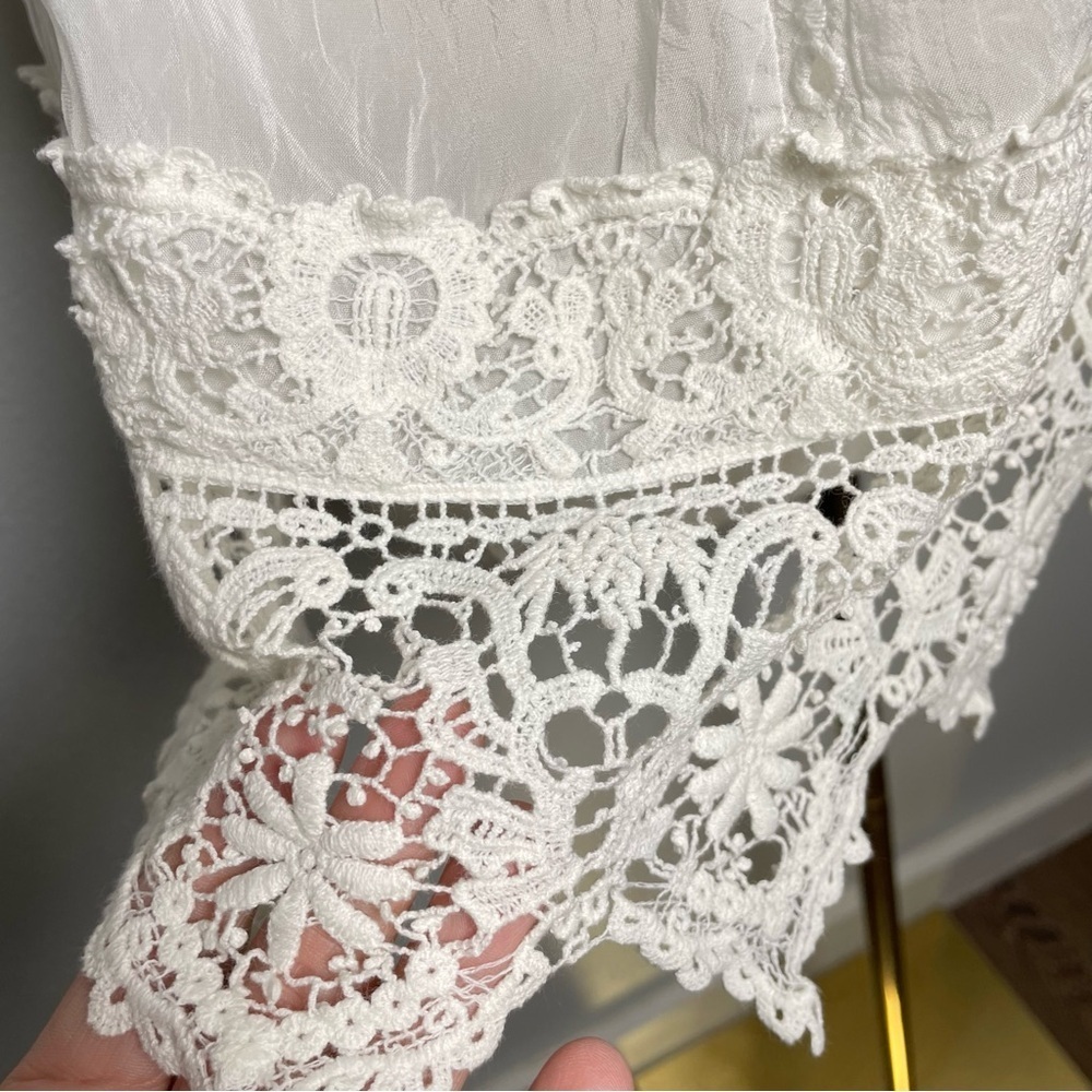 Johnny Was White Embroidered Lace Camisole Tank Top Size Small - Picture 3 of 13
